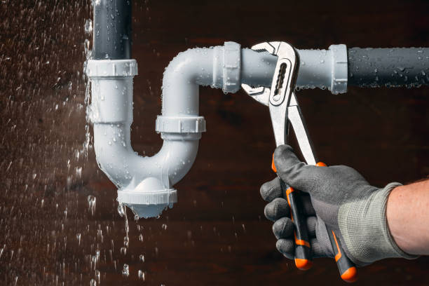 Professional Leak Detection technician working in Kintnersville, PA
